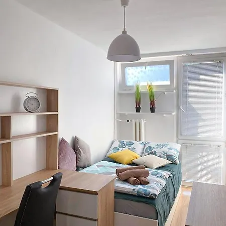Guest house Bright №3 Grzybowska 9 *